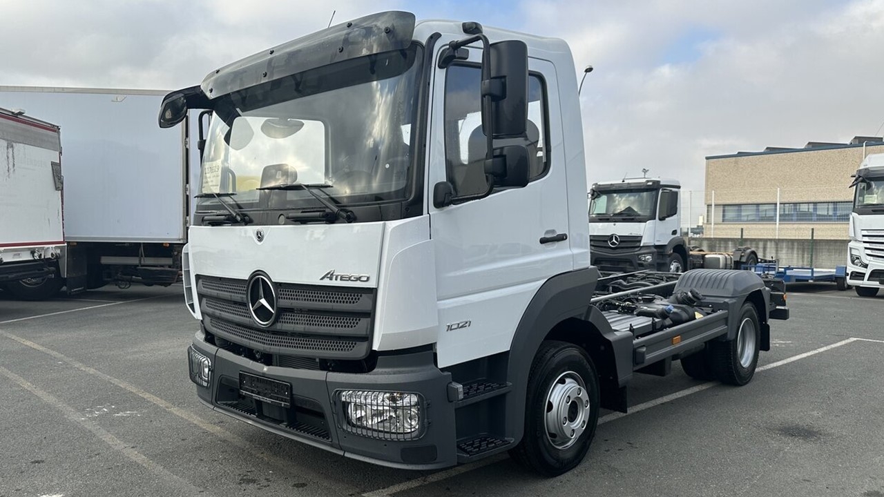 MERCEDES ATEGO 1021 4X2 CHASSIS TRUCK, BRAND NEW