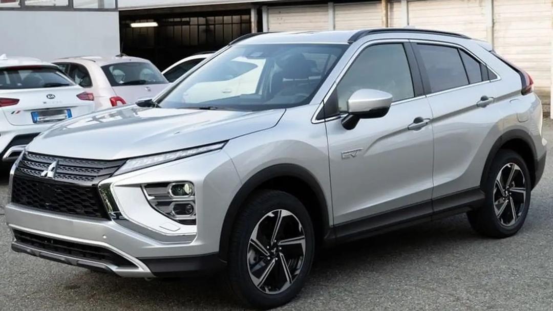 MITSUBISHI ECLIPSE CROSS, BRAND NEW--6