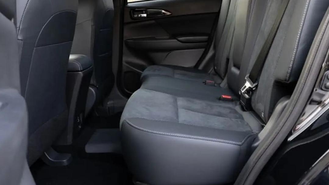 MITSUBISHI ECLIPSE CROSS, BRAND NEW--4