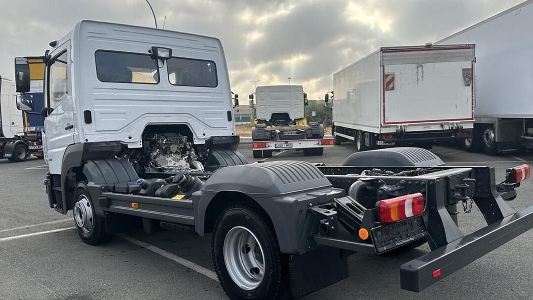 MERCEDES ATEGO 1021 4X2 CHASSIS TRUCK, BRAND NEW--0