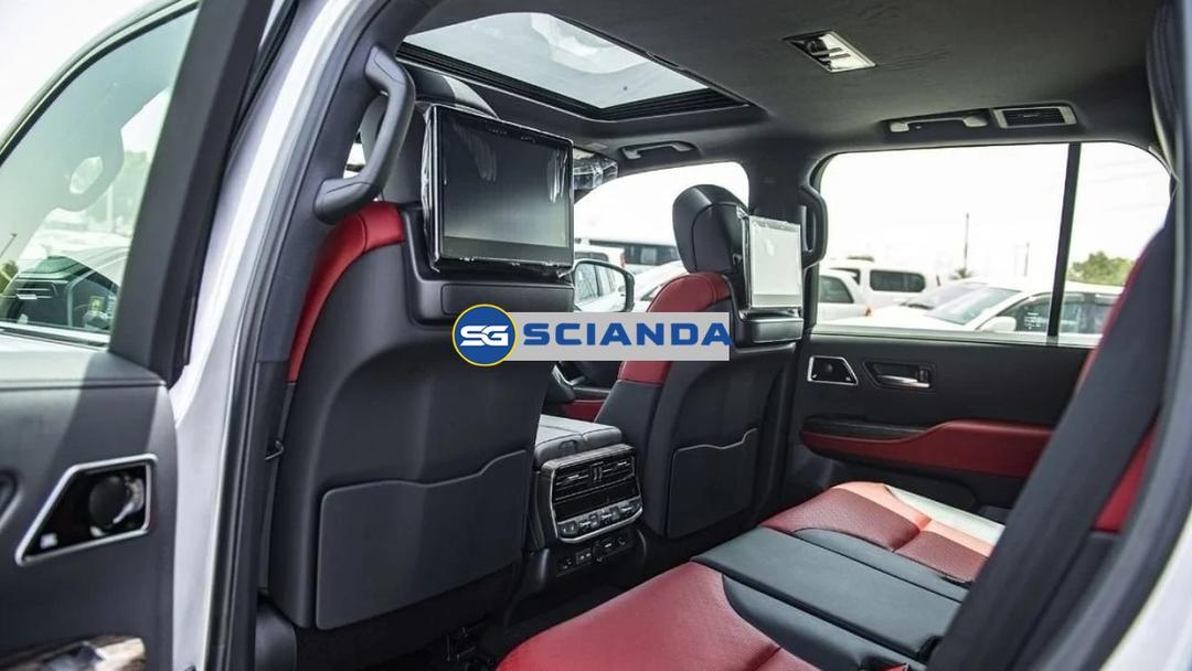 TOYOTA LAND CRUISER LC300 VXR, BRAND NEW--2