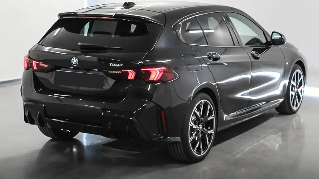 BMW 120D, BRAND NEW--0