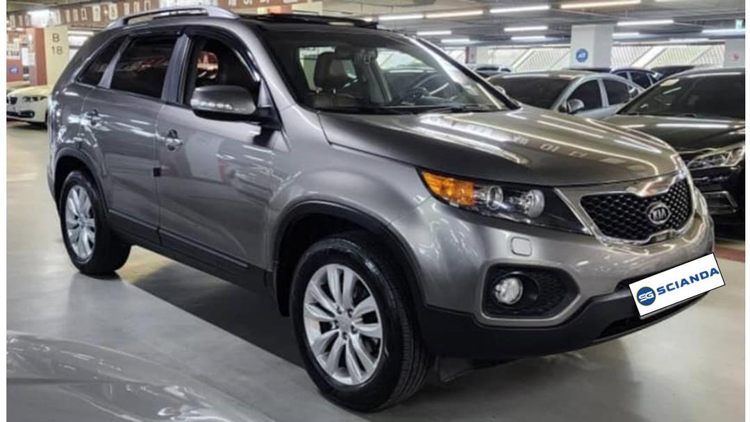 KIA SORENTO, 2010--7