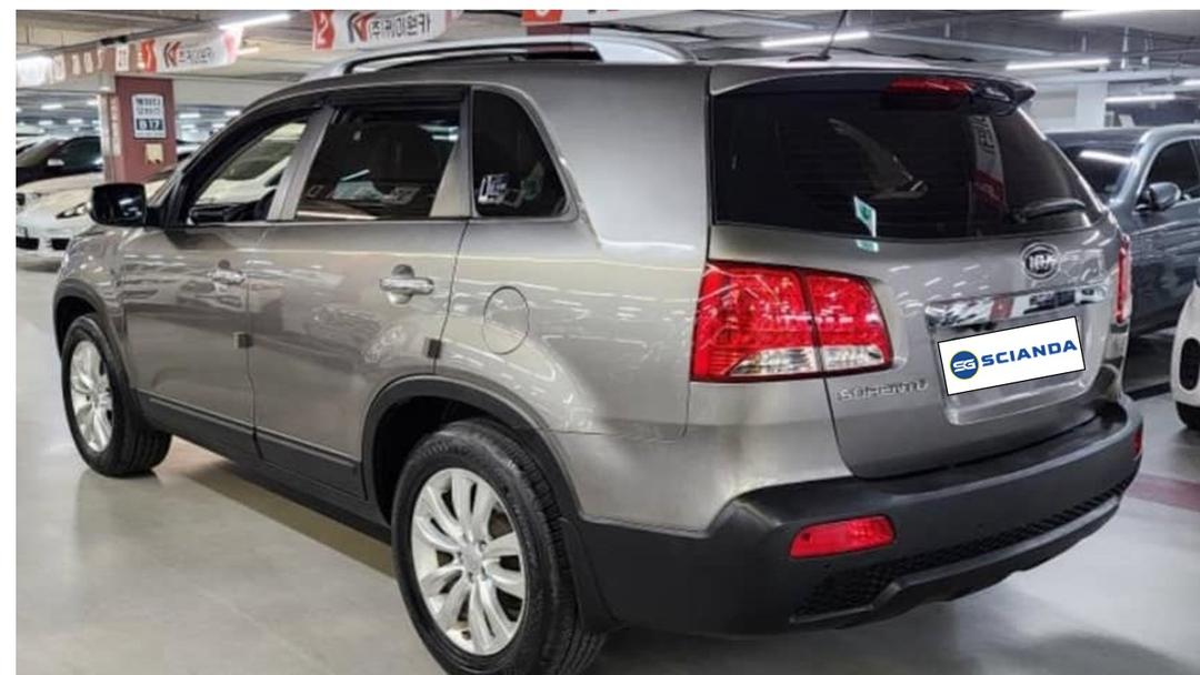 KIA SORENTO, 2010--5