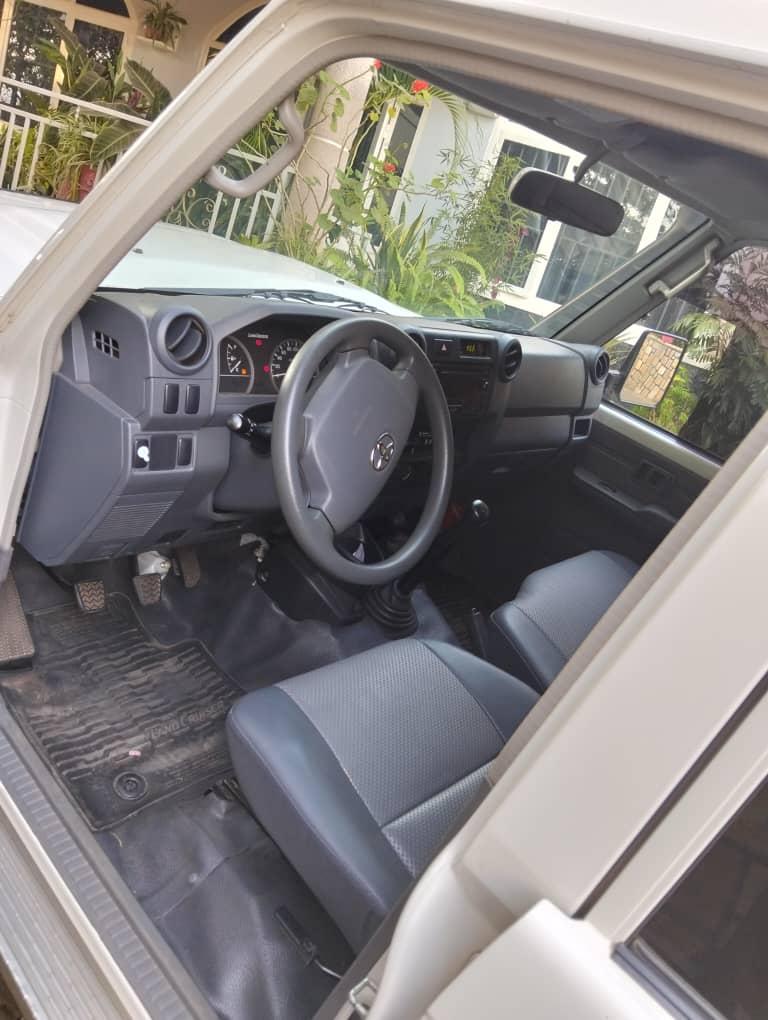 LAND CRUISER 76 HARD TOP, 2020--3
