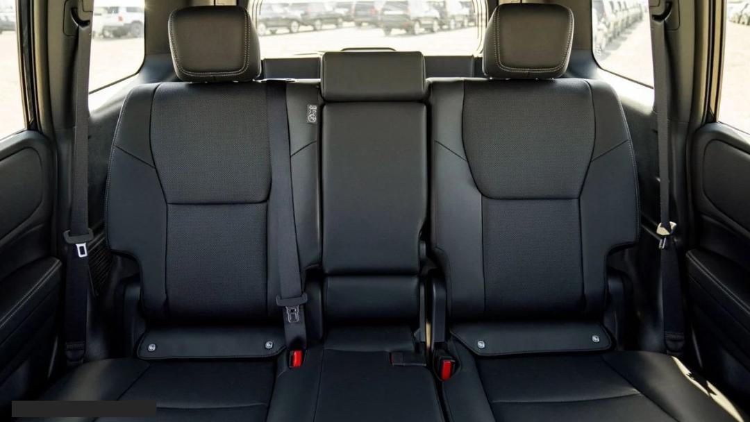 TOYOTA PRADO 25O, BRAND NEW--6