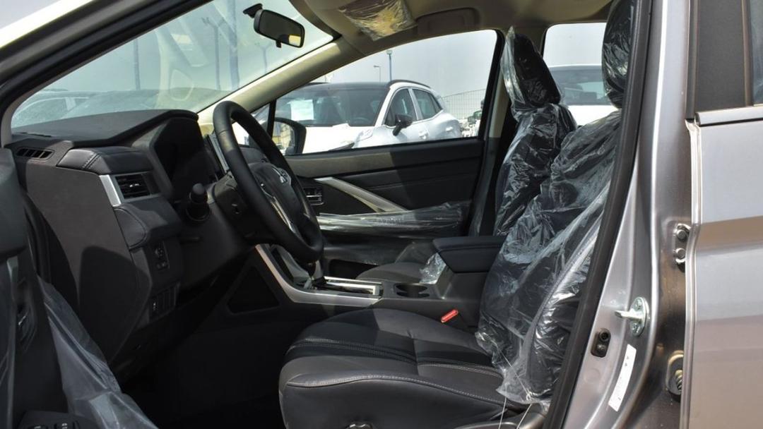 MITSUBISHI XPANDER, BRAND NEW--4